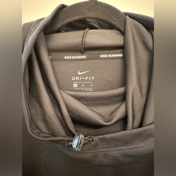 Nike RUN Dry-Fit long sleeve top - Picture 3 of 3